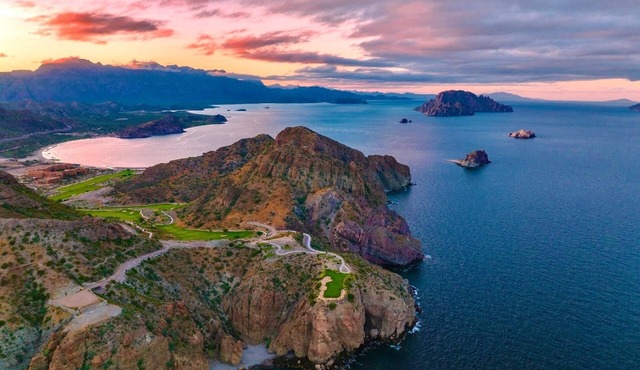 Spectacular Views! Luxurious Two Bedroom Suite at The Islands of Loreto