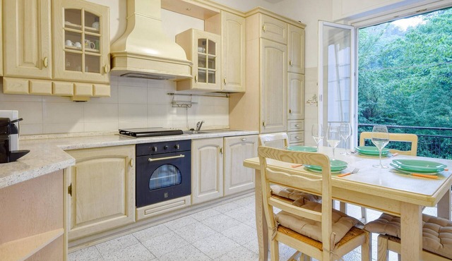 Spend a nice time in this bright vacation apartment.