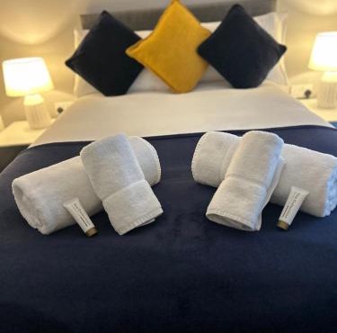 Spey House - 3 Bedroom Home Free Parking & Fast Wi-Fi in Derby