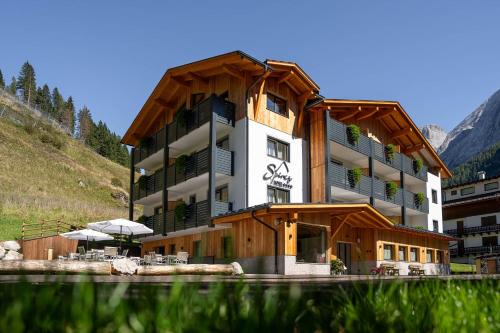 Spires Hotel