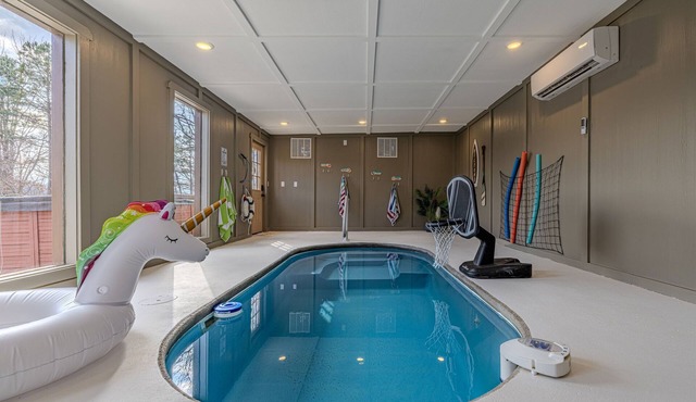 Splash Pool-Game Room & Xbox-Hot Tub-Prime Location