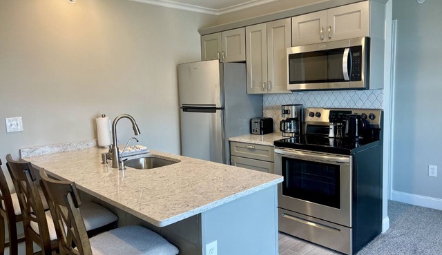 Splash Suites ~Newly Built~ Heart of Bemus Suite #3