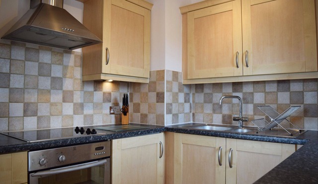 Splendid 1 bed flat in Stockwell (sleeps 4)