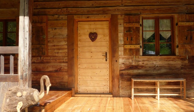 Splendid authentic chalet in the heart of a preserved valley