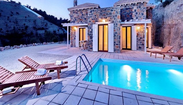 Splendid Crete Villa | Villa Nikos | Private Furnished Terrace & Access
