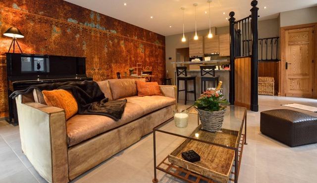Splendid ground floor apartment with garden in the very center of Spa