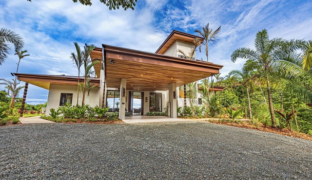 Splendid Newly Built Luxury and Private Villa