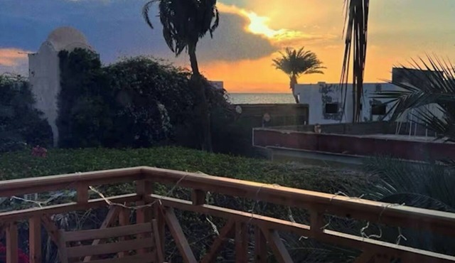 Split-Level Duplex: Sea View Balcony + outdoor Kitchen