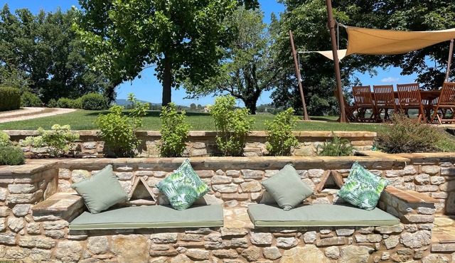 Spoleto Tranquiliity - peaceful but you can make noise 24 hrs a day - slps 20