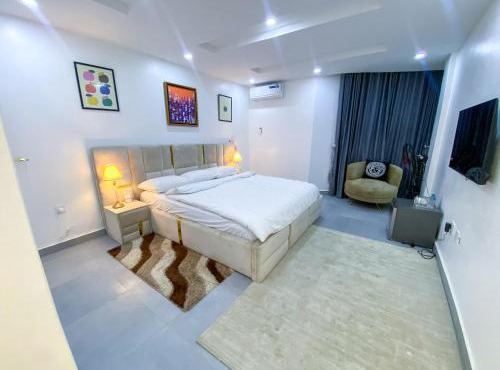 Spotlight Realty