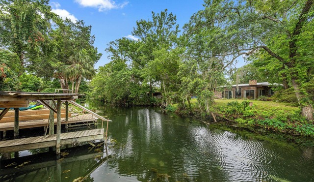 Spring-Fed River, Manatees, Boat Slip, Gulf access, scalloping, golf course.