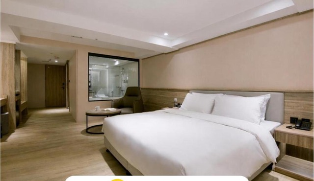 Spring Rhapsody Hotel