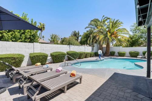 Spring Song Home - Location Style Pool Firepit BBQ