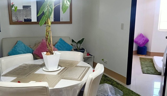 Spring Tree Place - Cozy 1 bedroom apartment, ideal location