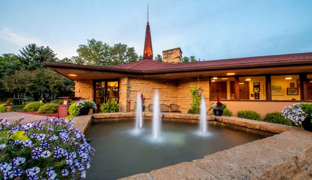 Spring Valley Inn