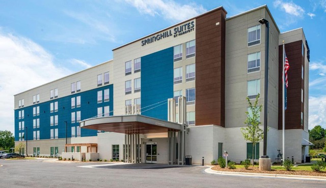 SpringHill Suites by Marriott Charlotte Airport Lake Pointe