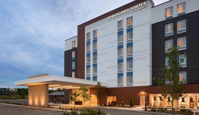 SpringHill Suites by Marriott Milwaukee West/Wauwatosa
