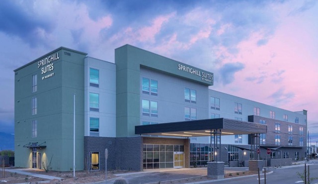SpringHill Suites by Marriott Tucson at The Bridges