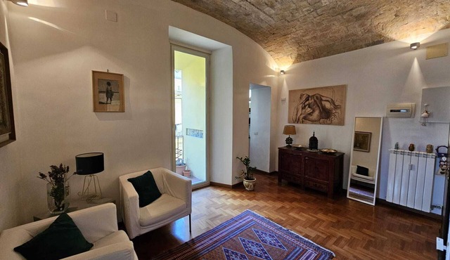Spritz Apartment - Two Bedroom Apartment, Sleeps 3