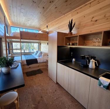 Spruce: Tranquil Modern Family Tiny Home Pod with 300-Acre Forest Views near Quakertown, Pennsylvania