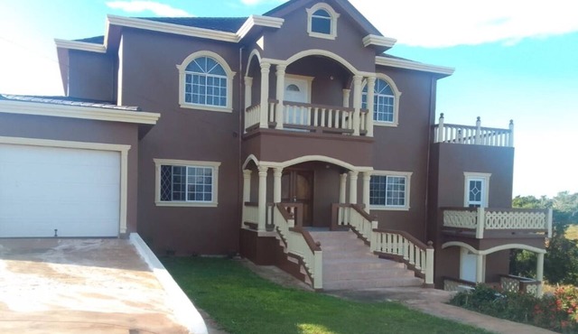 Spur Tree Home Away Villa's #1