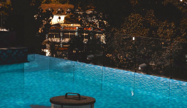 SQUARE hotel