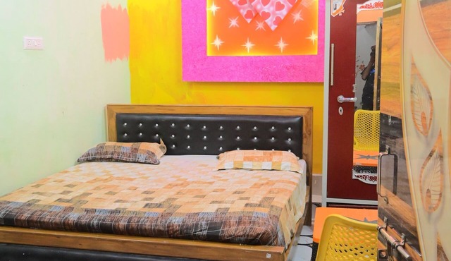 Sri Ram Lala Palace "Right Choice for your Stay" near RAM MANDIR comfortability