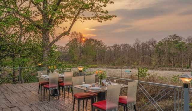 Srina Vilas, Corbett