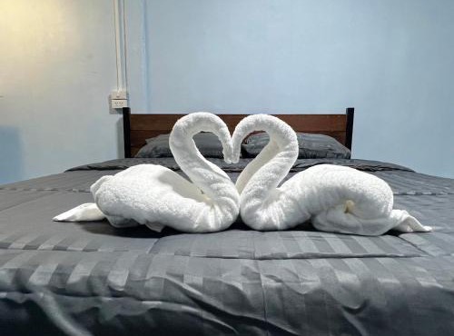 SS GUESTHOUSE