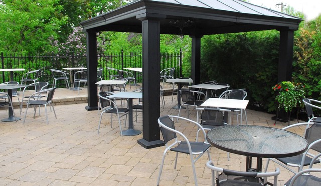 St Andrew Suites