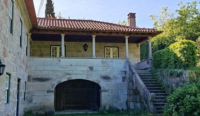 St. Anthony's House. Enjoy tradition, comfort and peace in a large space.