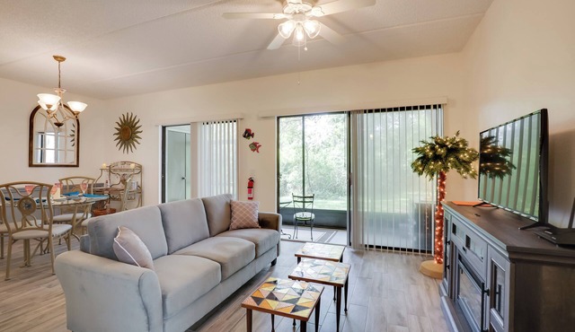 St Augustine Condo w/Screened Porch, Pool Access!