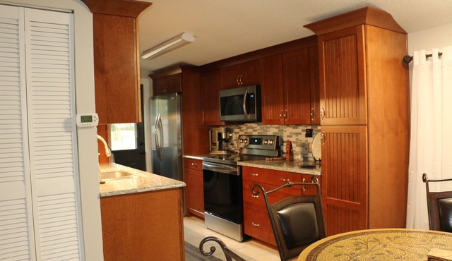 St. Augustine Beach Vacation Home. Two weeks or 3 months. Available now!