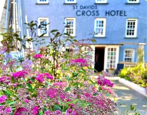 St. Davids Cross Hotel