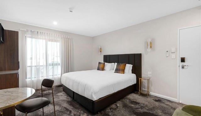 St Hugh Hotel Wagga Wagga