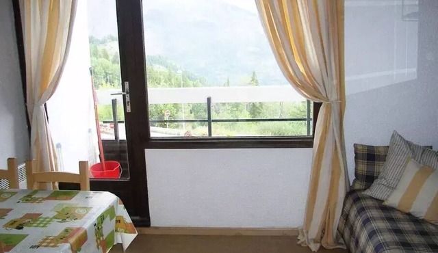 St Moritz Residence - STM304 - STUDIO 2/3 STATION CENTRE PERSONS