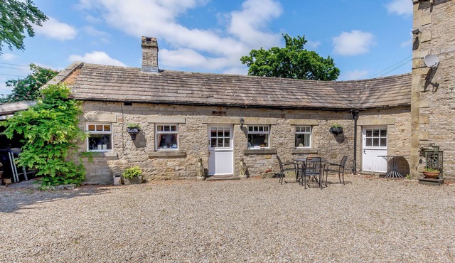 Stable Cottage - E5118