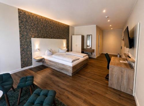 Stadthotel Dinklage, Self Check-in & Restaurant direkt am Hotel