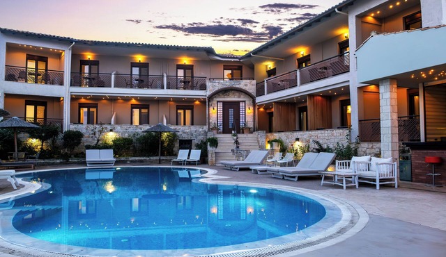 Stamos Hotel