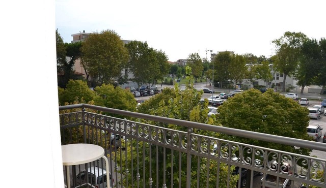Standard Apartment with Balcony 130 meters from the sea