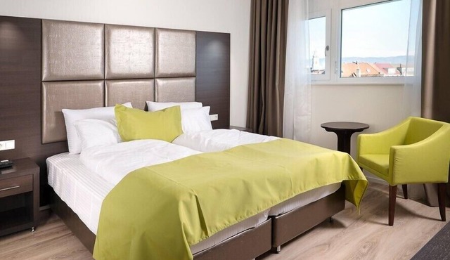Standard double room with shower and WC