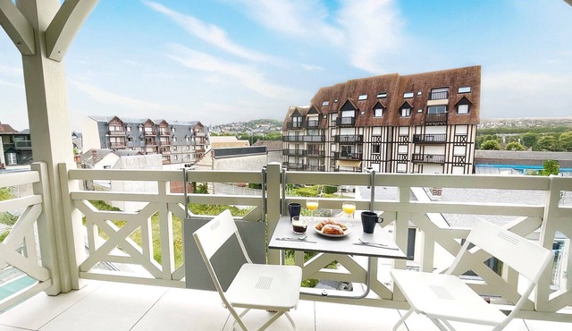Standing, Centre, 2 Sdb 2 WC, Balcon, Parking