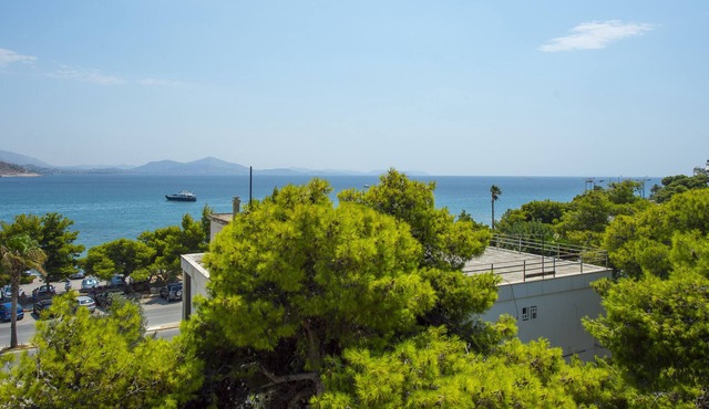 Star apartment Athens-Varkiza Top1