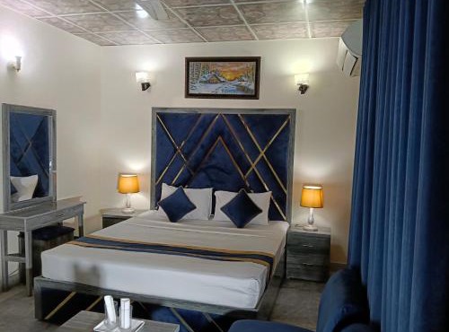 Star Hotel Lahore