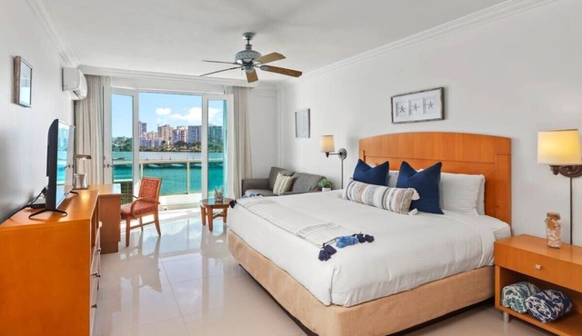Star Studio | located at the Condado Lagoon Villas building in Condado