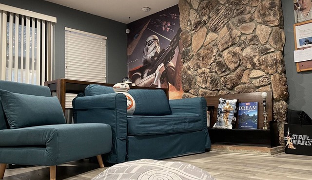 [STAR WARS] House-Walking distance to BART& Mall | 40mins to San Francisco | 講中文