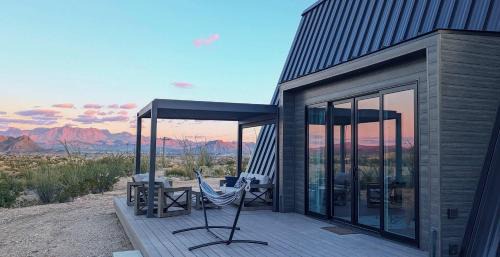 Stardust Big Bend Luxury A-Frame#2 with a fab view