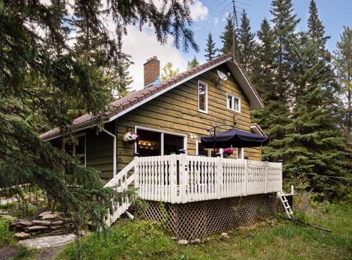 Stark Ranch Canada Main House