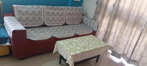 Starlight 3bhk 3bathroom1 km from Mumbai naka bus stop