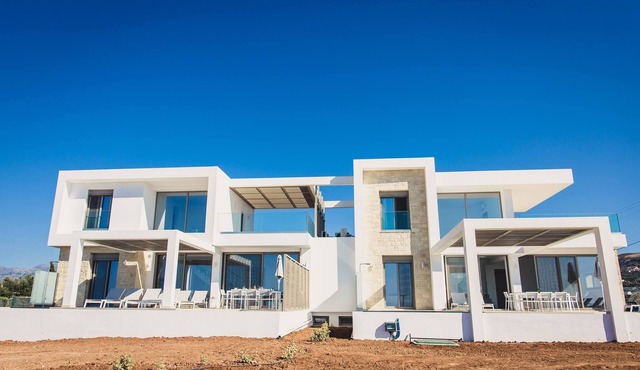 Starlight Villas-8bd, Available For Events